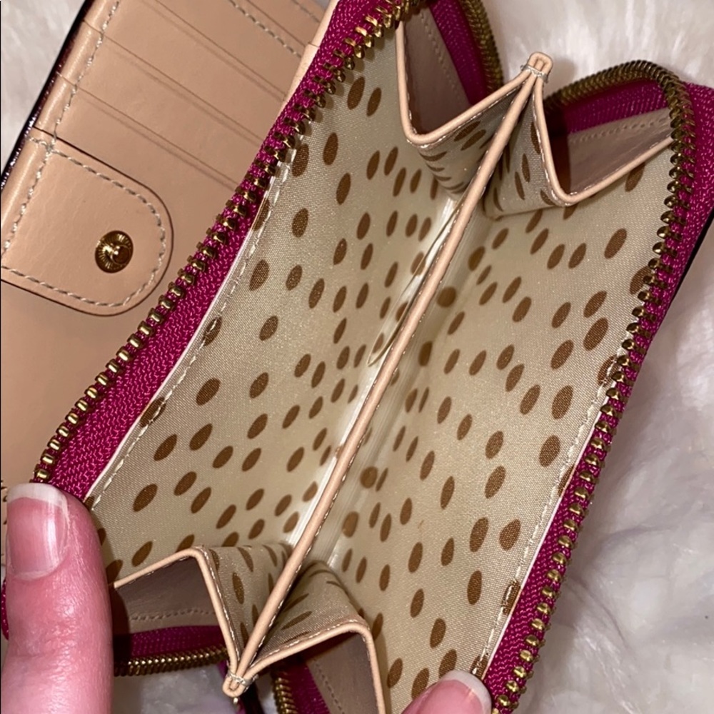 Kate Spade Hot Pink Wallet - Picture 4 of 7